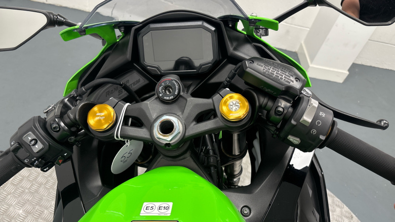 Kawasaki Ninja Zx 4 ZX400SRFNN (24MY)